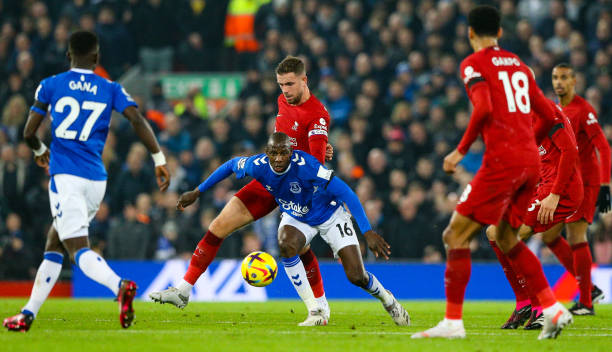 始终选择坚 始终选择坚